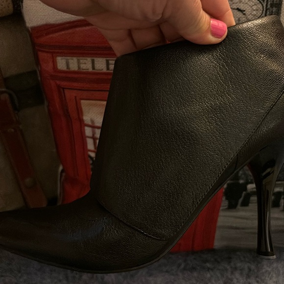 Enzo Angiolini Leather Ankle Booties Size 8 - Picture 6 of 14